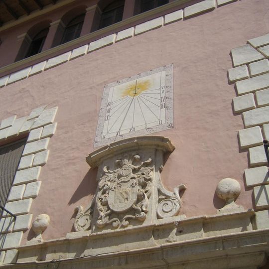 Escut al Palau de Casassús