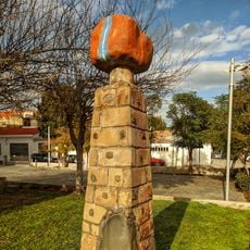 Obelisk, sculpture