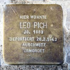Stolperstein en memoria de Leo Pich