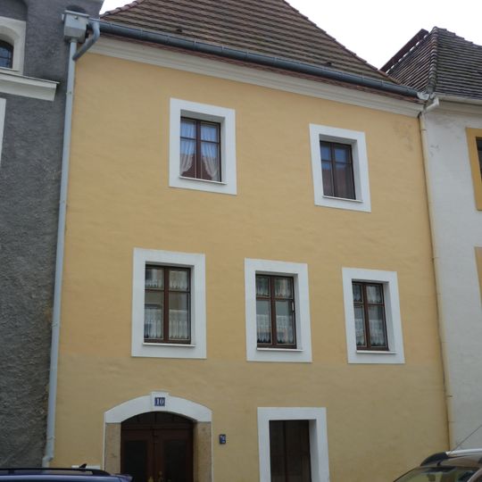 Wohnhaus in geschlossener Bebauung Steinweg 10