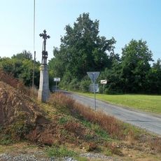 Kříž jižně od Mašovic