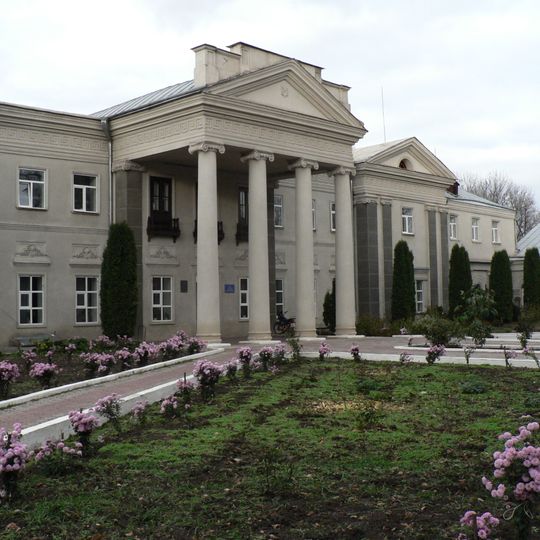 Chetvertynsky palace in Antopil