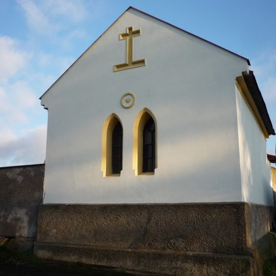 Márnice na hřbitově v Pohledu