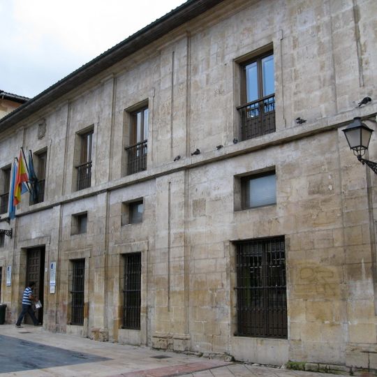 Biblioteca de Asturias / Biblioteca Pública del Estado en Oviedo - Ramón Pérez de Ayala