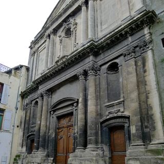 Église Saint-Julien d'Arles