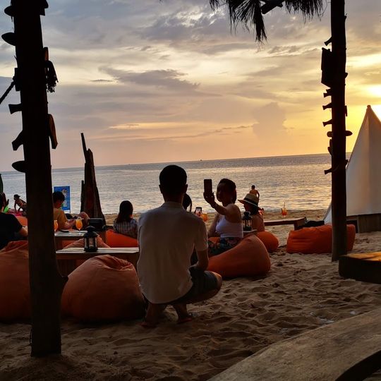 Ocsen Beach Bar & Club