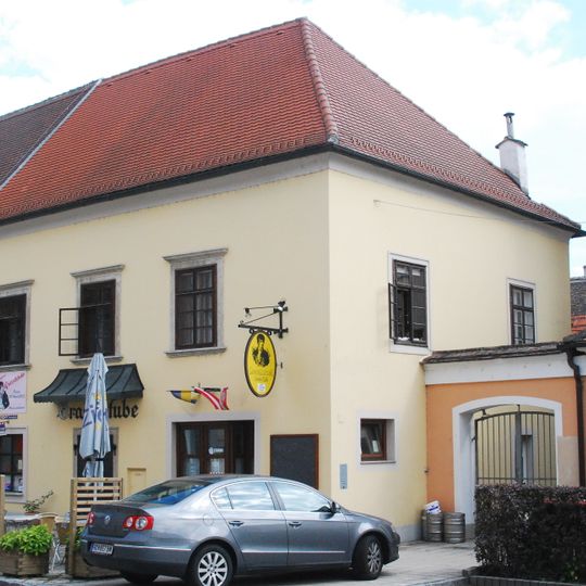 Wohn- und Geschäftshaus