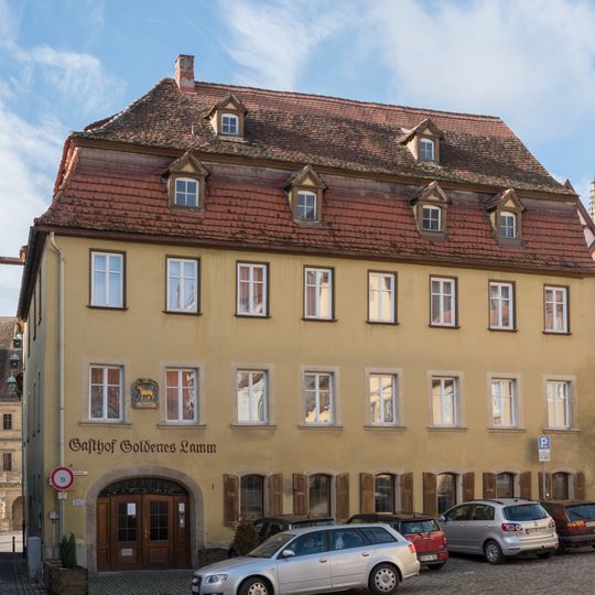 Markt 2, Rückgebäude Kapellenplatz 1