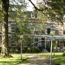 Julia Jan Wouters Stichting, hoofdgebouw