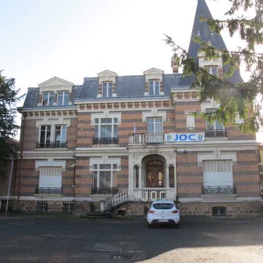 Maison dite Centre de la Jeunesse Ouvrière Chrétienne