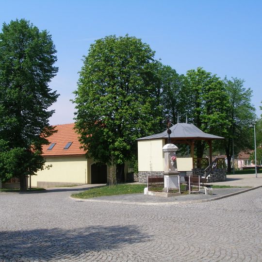 Dobříň