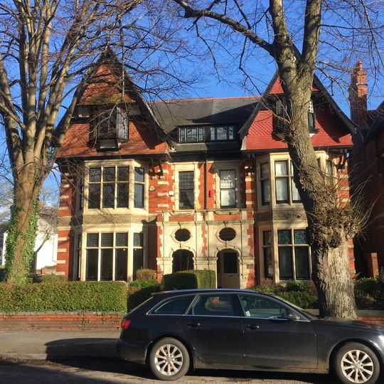 116, Cathedral Road, Cardiff