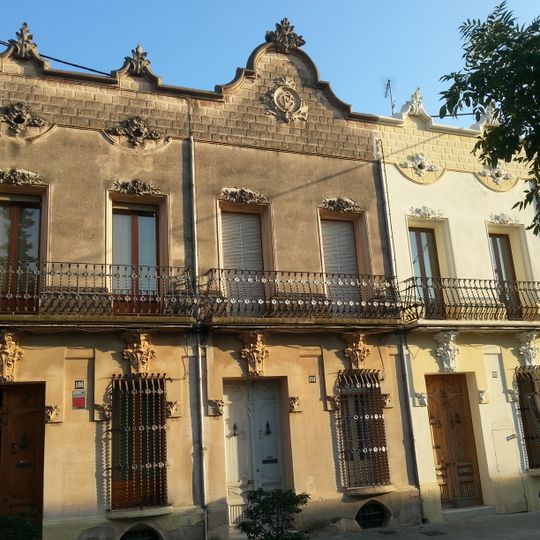 House in carretera de Sentmenat, 102-106