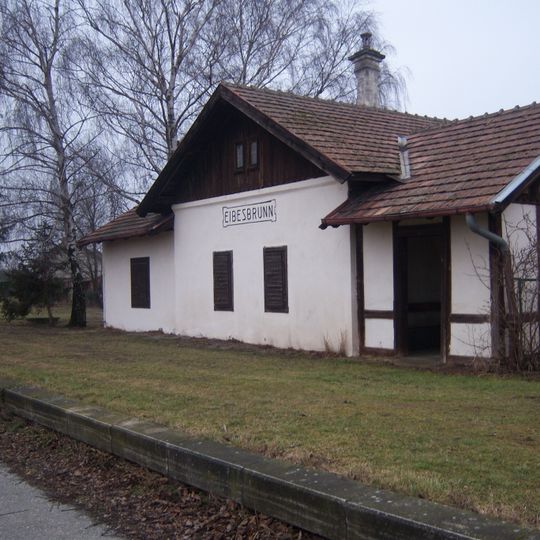 Station building Eibesbrunn
