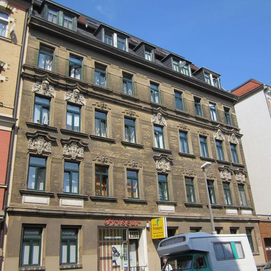 Mietshaus Neustädter Straße 9