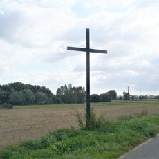 Kříž u cyklostezky východně od Počapel