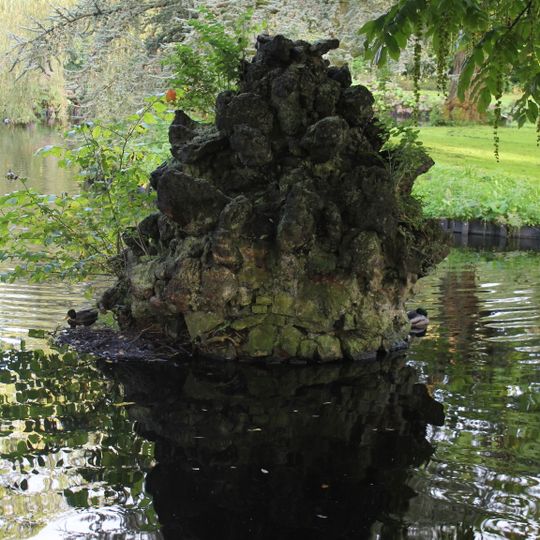 Wilhelminapark, rotsfontein