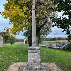 Croix de l'église Saint-Barthélemy de Juif