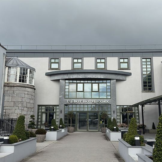 Oriel House
