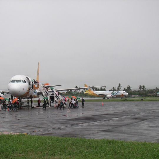 Aéroport international de Legazpi