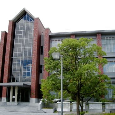 Найкращі університети світу: відомі кампуси, визначна архітектура