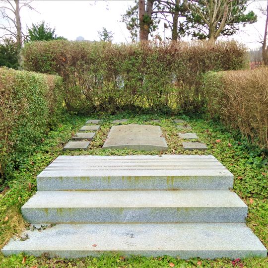 Grave of the Schlotterbeck resistance group
