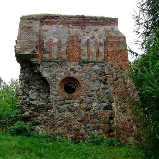 Ruina kościoła cmentarnego