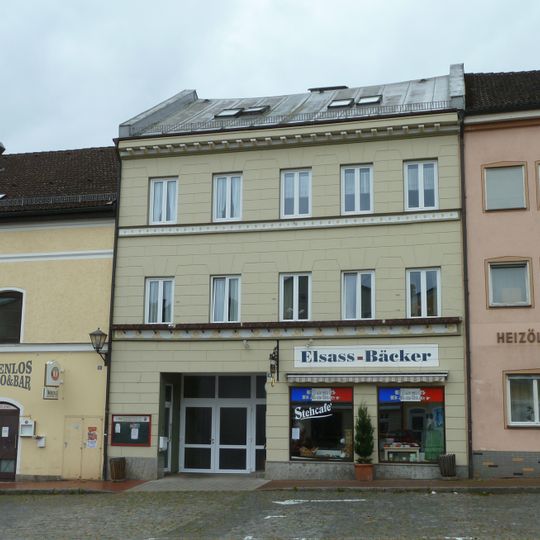 Wohn- und Geschäftshaus, sogenanntes Seiler Maier-Haus