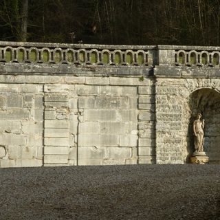 Ancien château de Croix-Fontaine