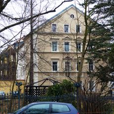 Wohnhaus Behringstraße 1