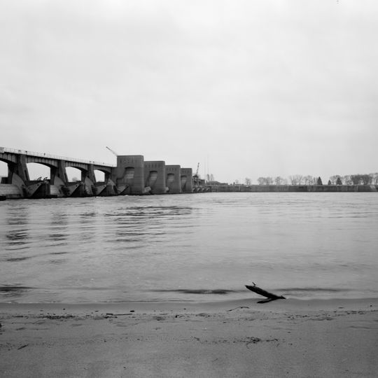Lock and Dam No. 21