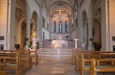 Interior 0