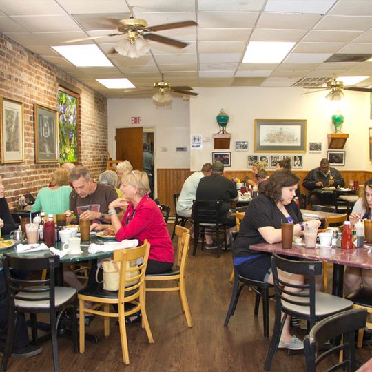 Clary's Cafe