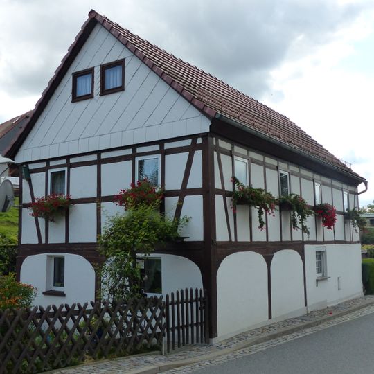 Niedere Dorfstraße 10