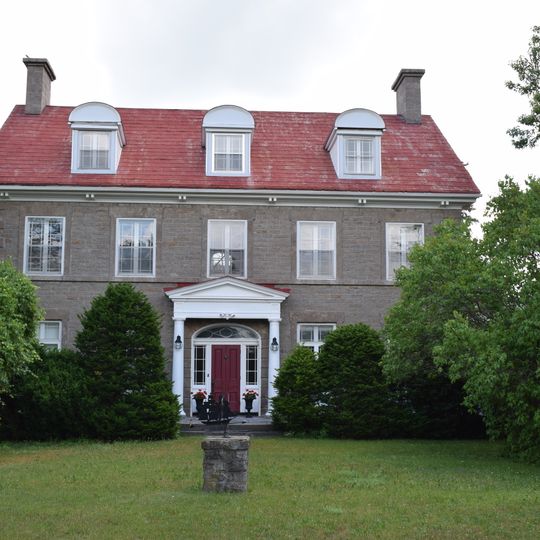 Aaron Mirick House/Hilltop Manor