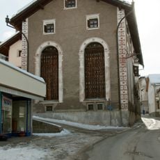 House Dr. Campell with stable and barn