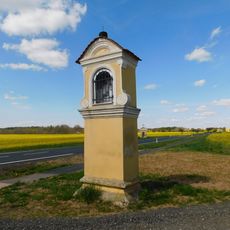 Boží muka u silnice na severovýchodním okraji Jesenice