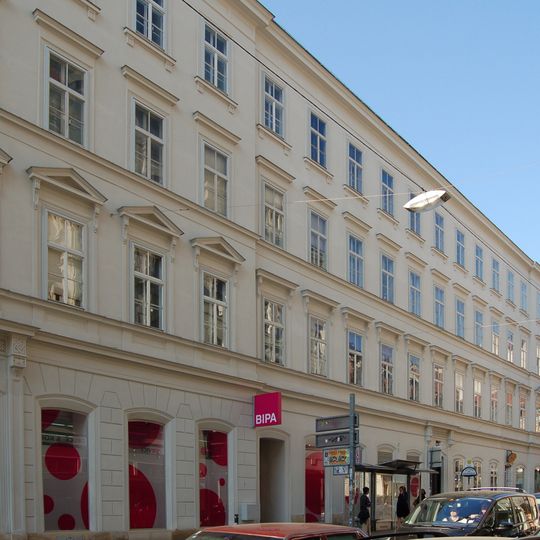 Burggasse 67