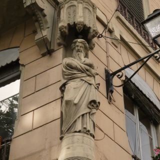 Statue de saint Paul