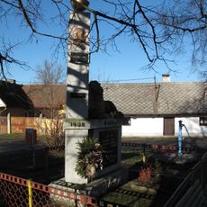 Pomník padlým v Zeměticích