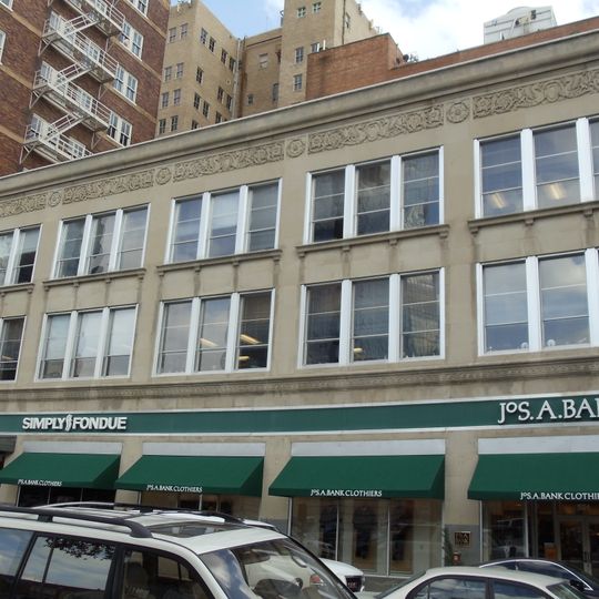 F. W. Woolworth Building