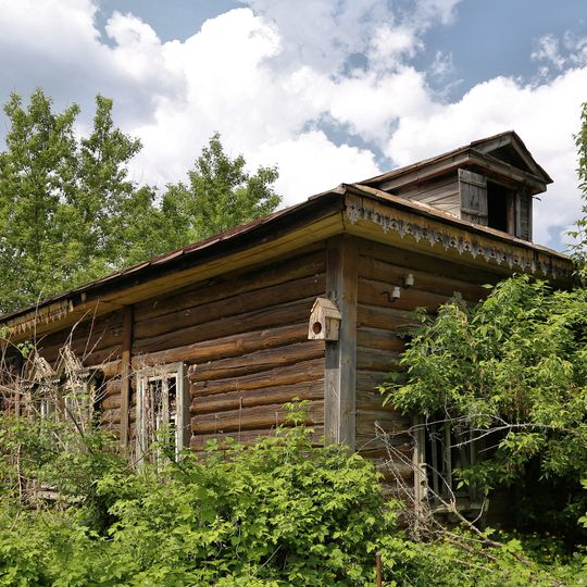 Дом жилой для служащих