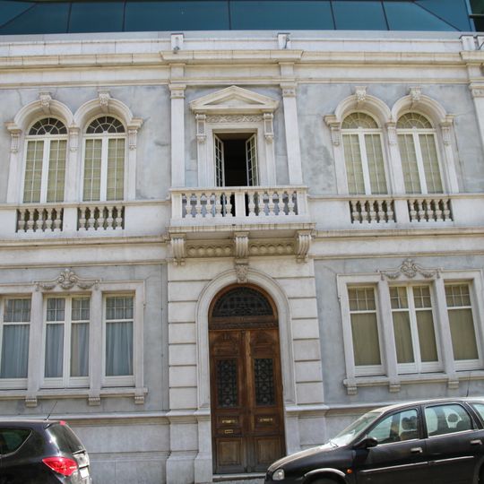 Edifício na Avenida 5 de Outubro, 36 a 40