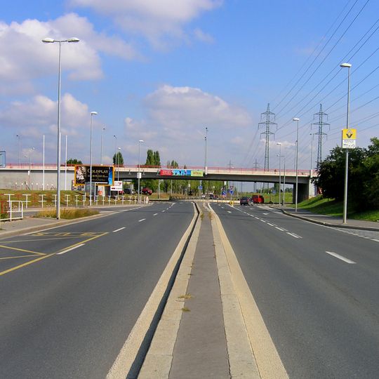 Bridge of Türkova street over Mírového hnutí street