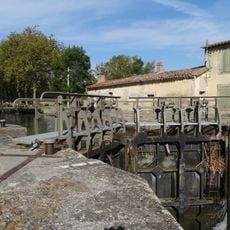 Maison éclusière de Laurens de Mas-Saintes-Puelles