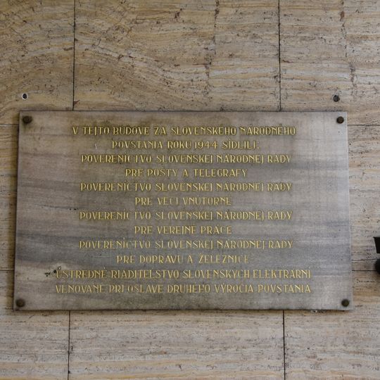 Pamätná budova povereníctva, tabuľa pamätná