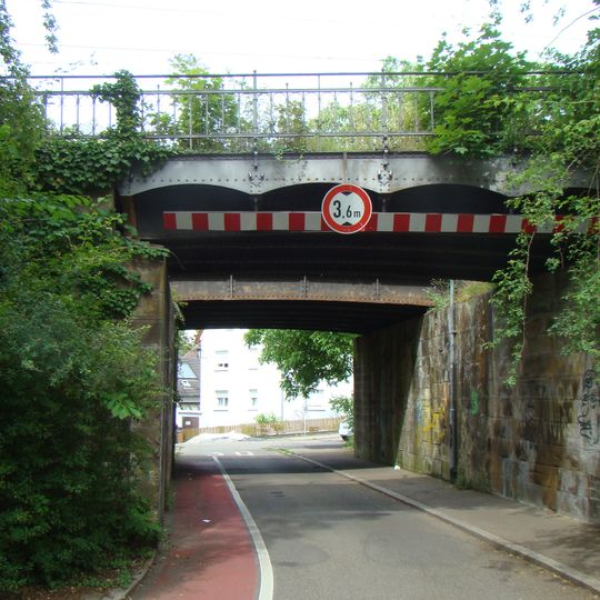 Eisenbahnbrücken in Fasanen- und Schillerstraße