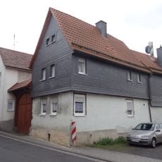 Dorf-Güller-Straße 9