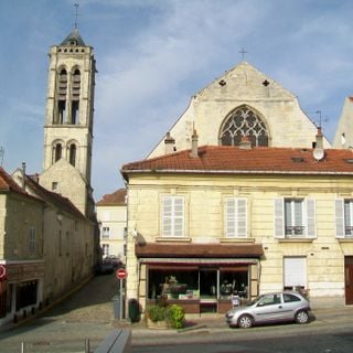 Église Saint-Justin et tour Saint-Rieul