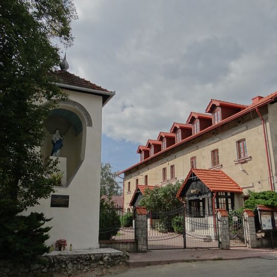 Zespół dworski w Radwanowicach